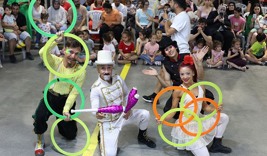 Yıl sonu karne şenliği başladı
