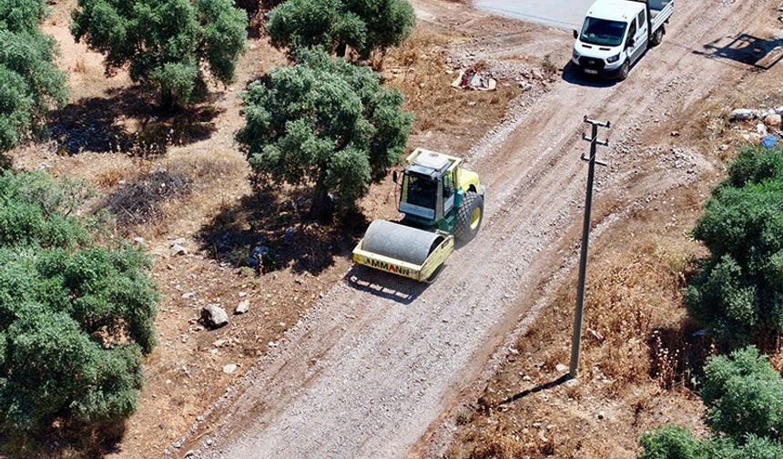 Didim’de yol çalışmaları sürüyor