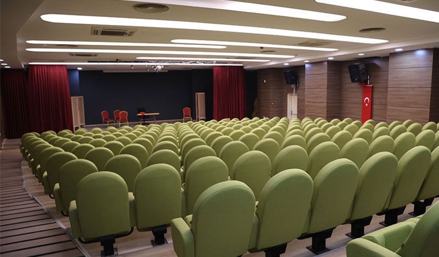 Kültür ve sanatın yeni adresi Muzaffer İzgü oldu