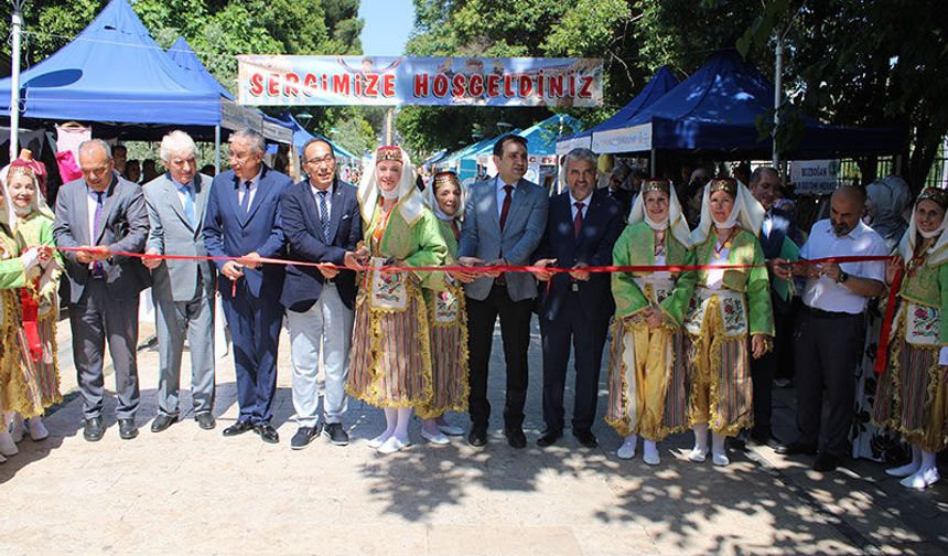 Hayat Boyu Öğrenme Şenliği törenle başladı