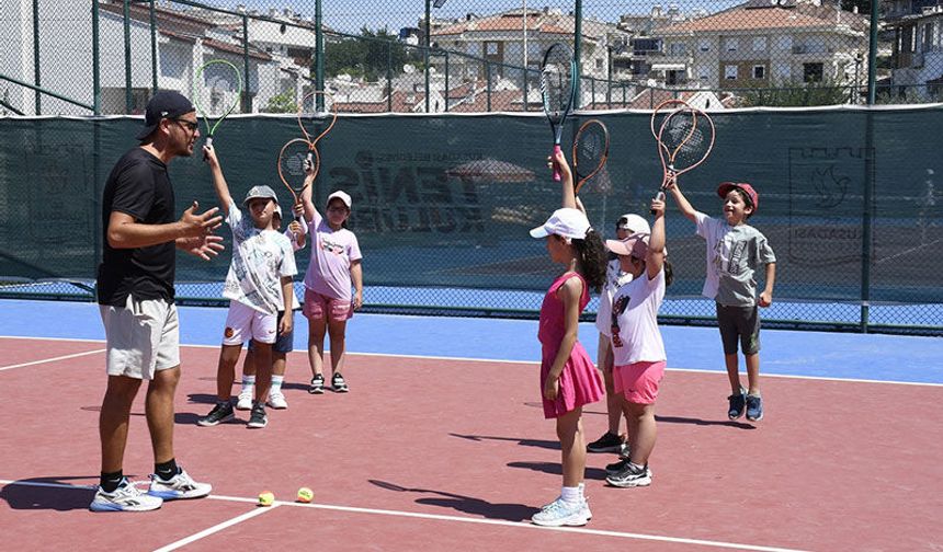Kuşadası’nda  Yaz Spor Okulları kapılarını açtı