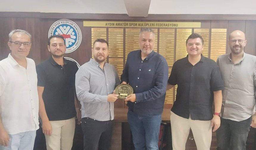 AY-SİAD'dan Altuntaş'a hayırlı olsun ziyareti