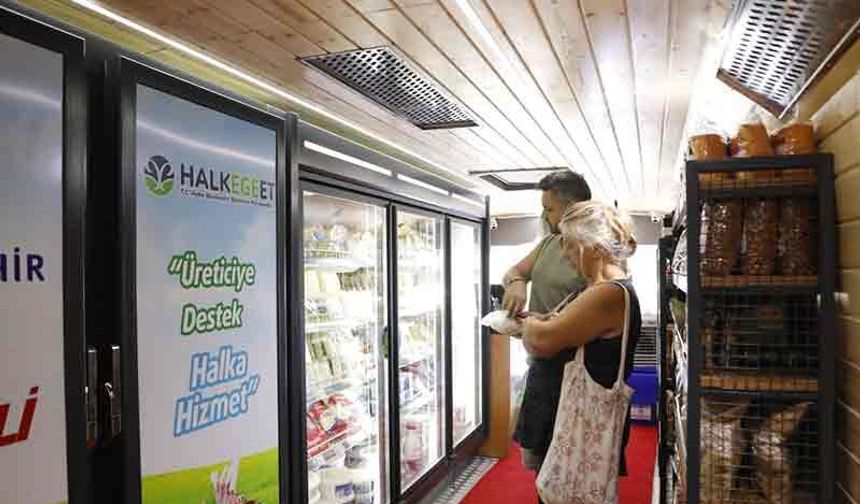 Büyükşehir’den güzelçamlı’ya mobil halk ege et hizmeti