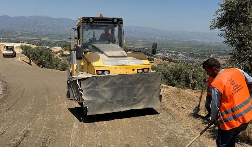 Büyükşehir Belediyesi 17 ilçede yol çalışmalarını sürdürüyor