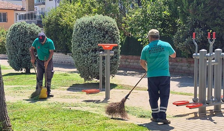 Efeler Belediyesi  parkları bakıma aldı