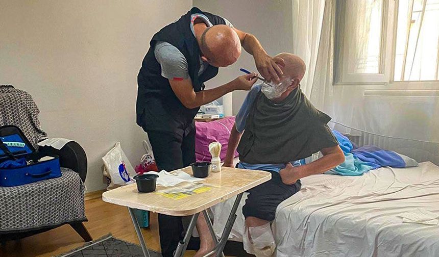 Evde bakım hizmetleri ihtiyaç sahiplerine umut oluyor