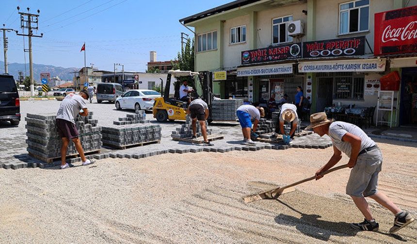 Şehir Hastanesi yoluna parke taşı çalışması