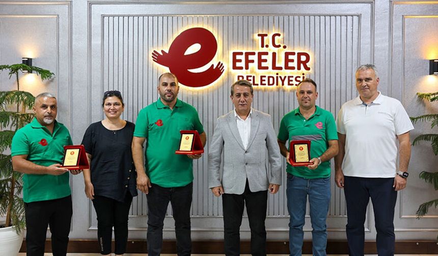Hayat kurtaran belediye personeline anlamlı ödül
