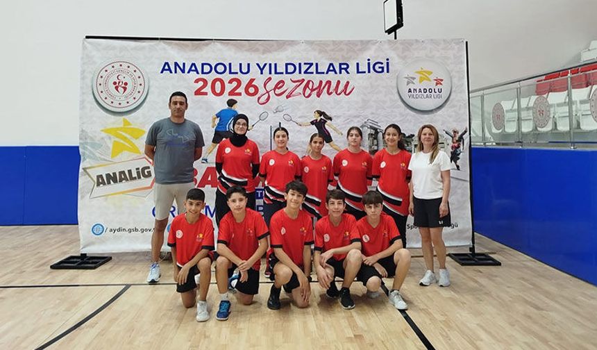Aydınlı badmintoncular yarı finale yükseldi