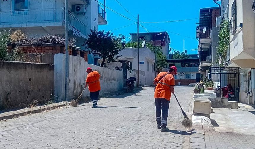 Efeler’de temizlik çalışmaları sürüyor