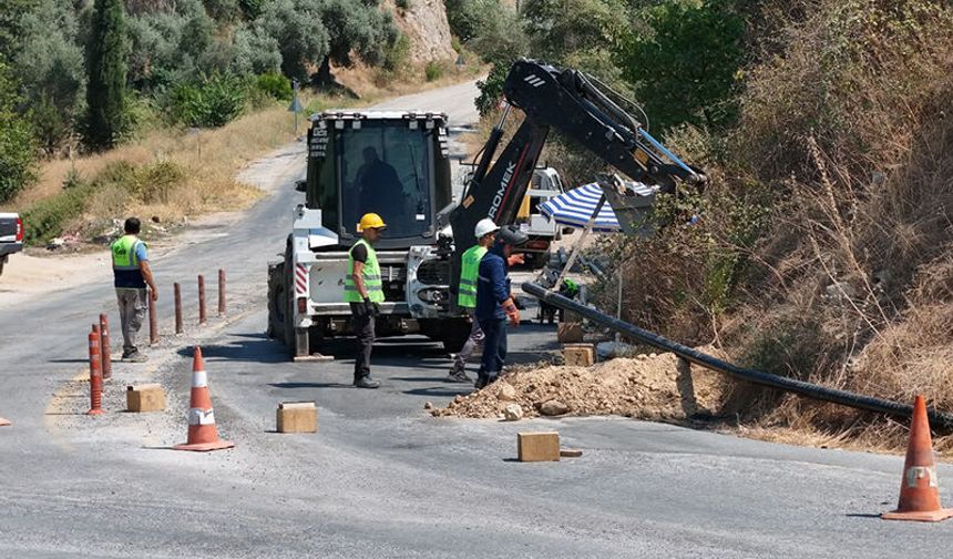 Başkan Çerçioğlu’nun çalışmalarıyla mahallelerin kaynak suyu hatları yenileniyor