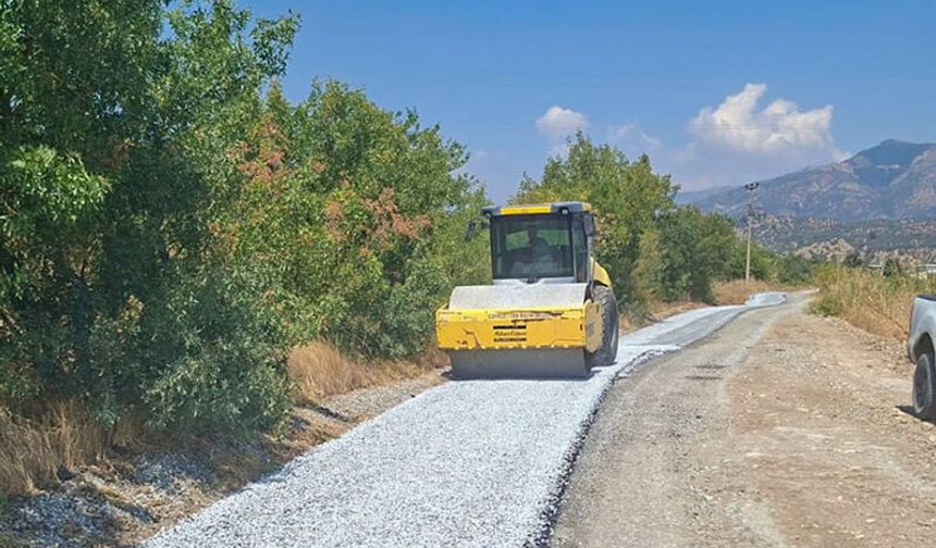Efeler Belediyesi’nden üreticilere yol desteği