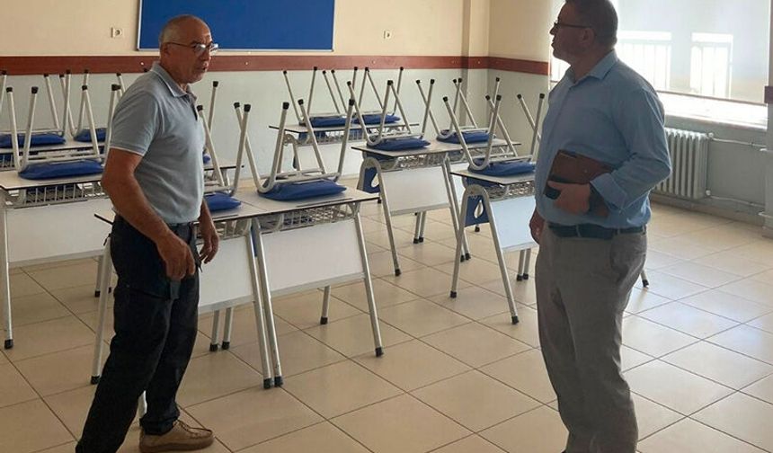 Karacasu’da okullar yeni eğitim yılına hazırlanıyor