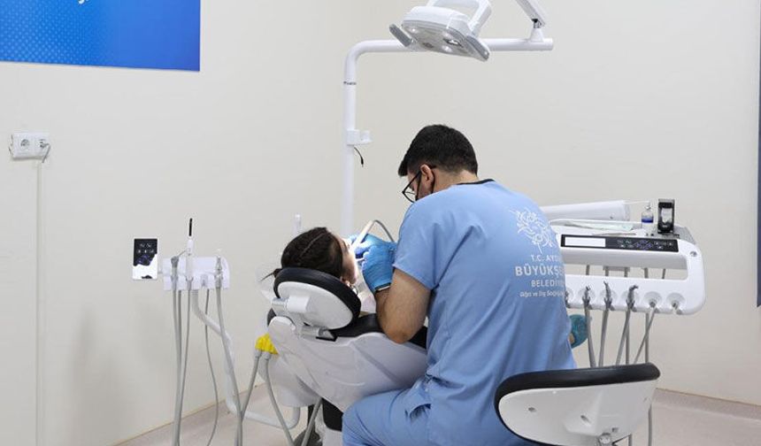 Ağız ve Diş Sağlığı Polikliniklerinden yüzlerce vatandaş faydalanıyor