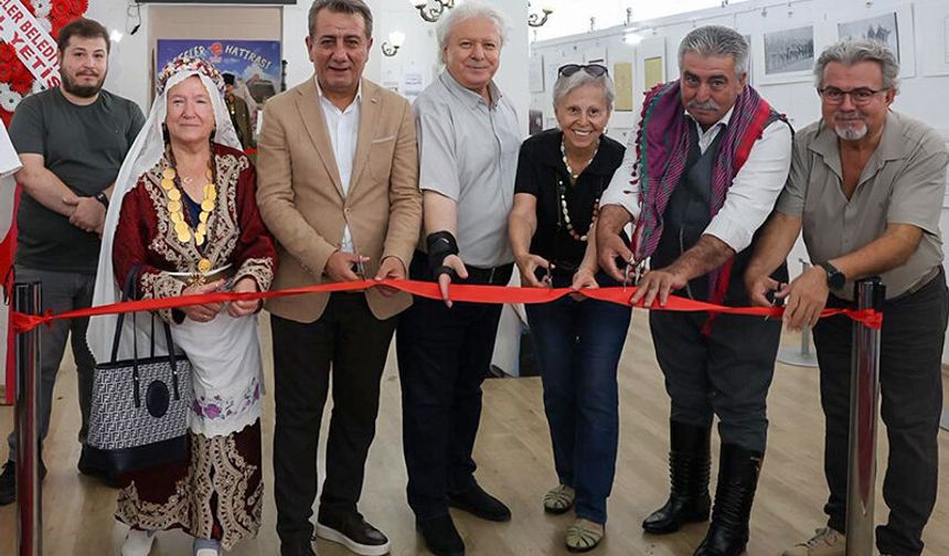 Efeler’de “Zaferden Kurtuluşa” sergisi tarihe ışık tutuyor