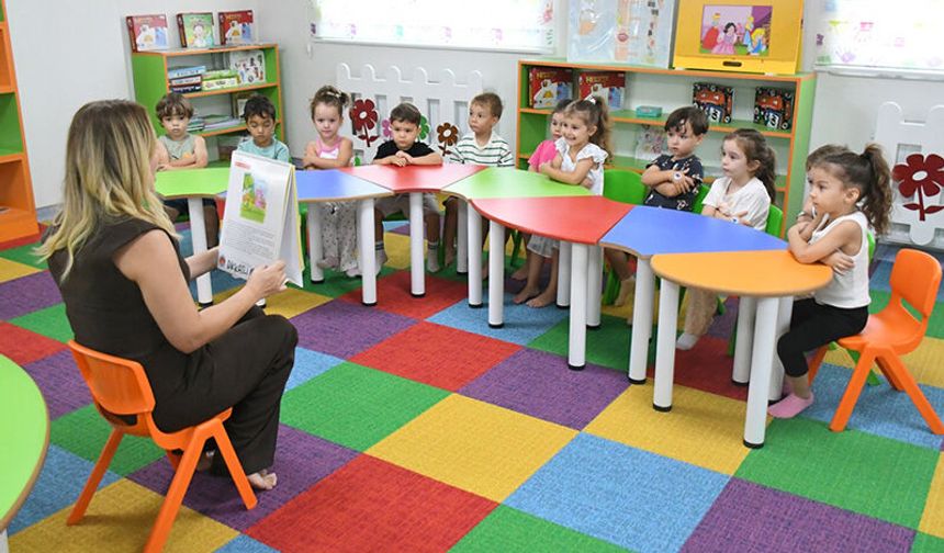 Kuşadası’nda minikler geleceğe Çocuk Gelişim Merkezi’nde hazırlanıyor