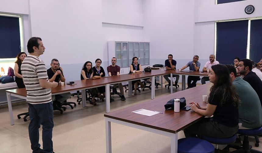 ADÜ Tıp Fakültesi'nde 'Klinik Dönem Ölçme ve Değerlendirme Eğitimi' gerçekleştirildi