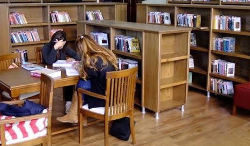 Aydın İl Halk Kütüphanesi’nde “rezervasyon” dönemi