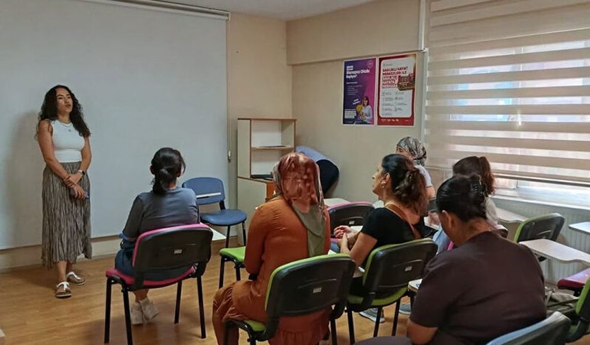Söke'de kadınlara 'Sağlıklı Menopoz' eğitimi verildi