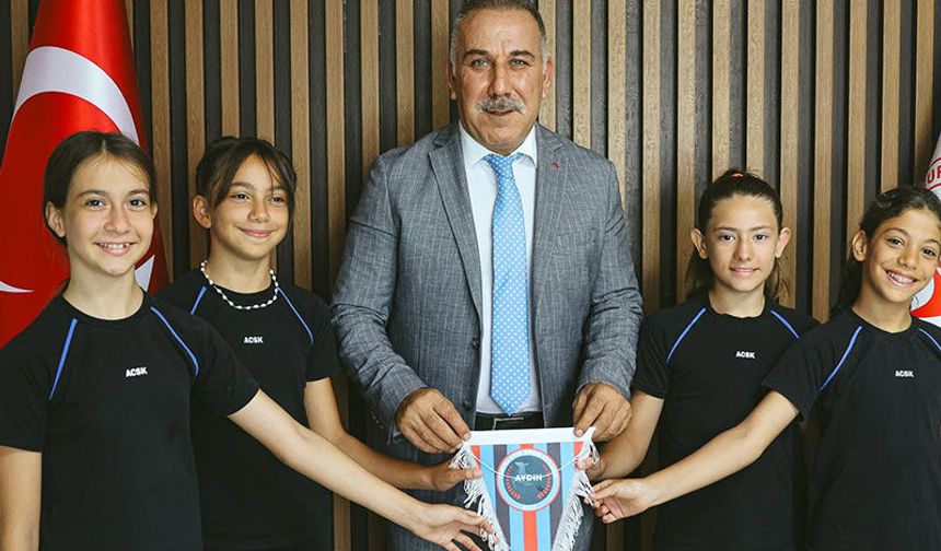 Müdür Yığmatepe başarılı sporcuları ağırladı