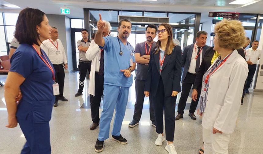 Özbağçıvan, acil servis çalışanlarıyla bir araya geldi
