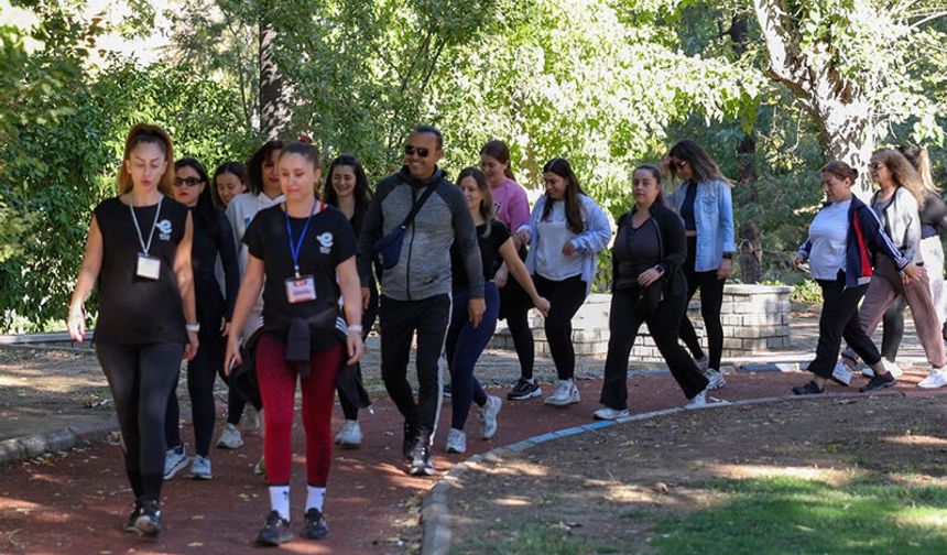 Efeler’de sağlıklı yaşam için sabah sporu