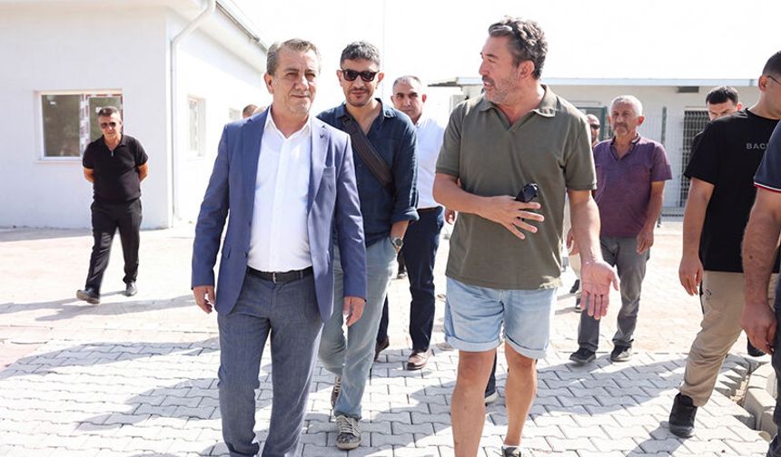 Emre Kınay’dan  Yetişkin’in örnek projesine tam not