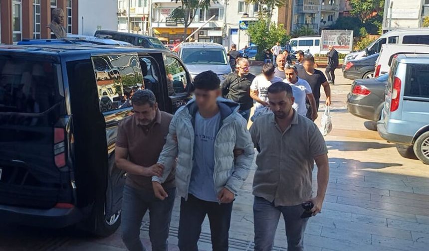 Okul çevresinde paniğe neden olmuşlardı: Çocuklar adliyede