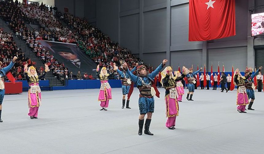 Aydın’da Cumhuriyetin 103. yılı törenle kutlandı