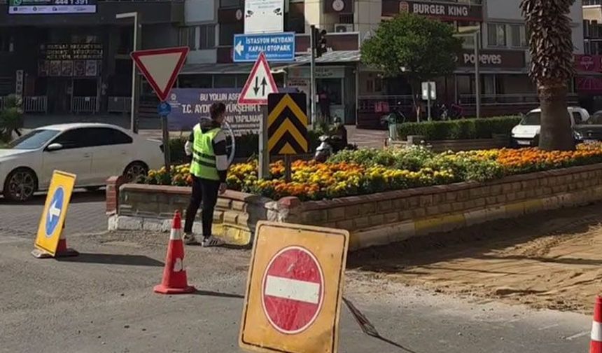 Nazilli’de Ordu Caddesi trafiğe kapatıldı