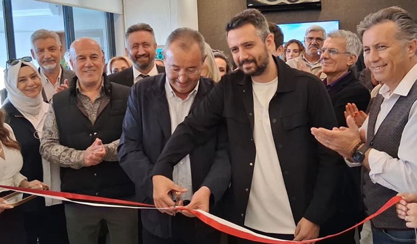 Dr. Hüseyin Efe Akalın Kuşadası’nda çocukluk hayalini gerçekleştirdi