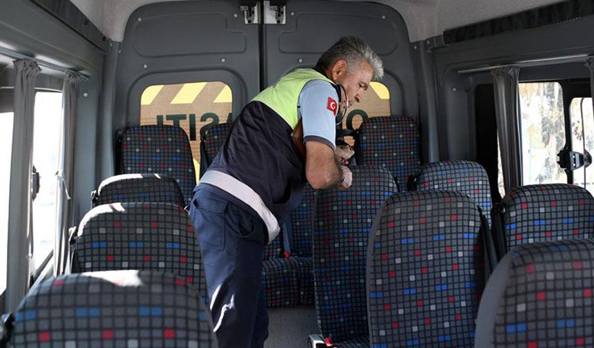 Kuşadası’nda okul servisleri sıkı denetimden geçirildi