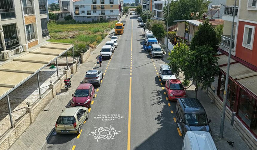 Efeler’de yol yenileme çalışması tamamlandı