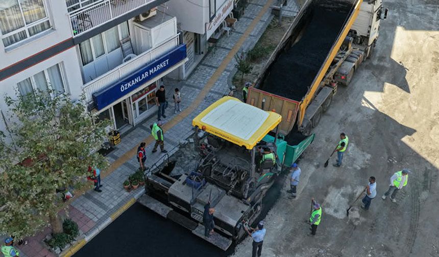Büyükşehir’den Söke’de yol yenileme çalışması