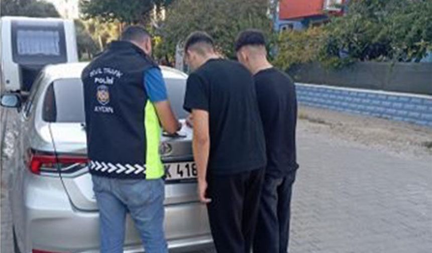 Sokak yarış pistine döndü, iki sürücünün ehliyeti iptal edildi