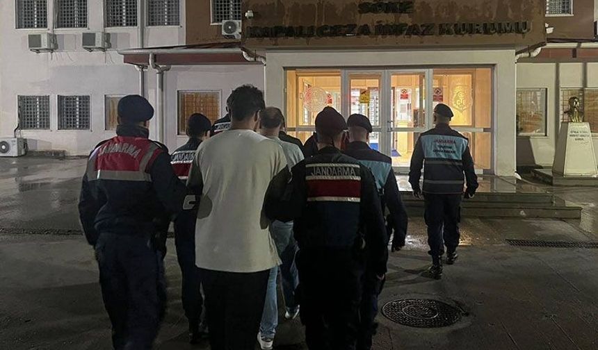 Aydın’da göçmen kaçakçılığı operasyonu