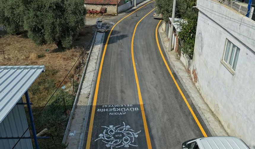 Başkan Çerçioğlu Efeler’de yol yapım çalışmalarına devam ediyor