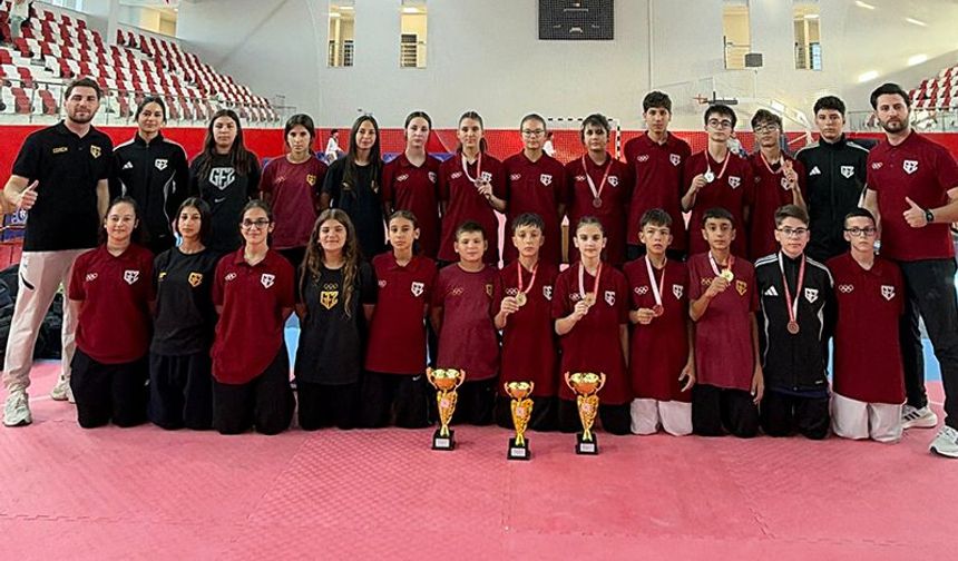 Aydınlı taekwondoculardan 8 madalyalı şampiyonluk