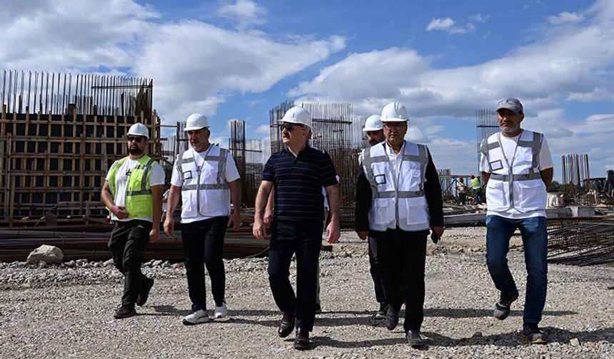 Aydın’daki 4 bin kişilik spor kompleksinde çalışmalar sürüyor