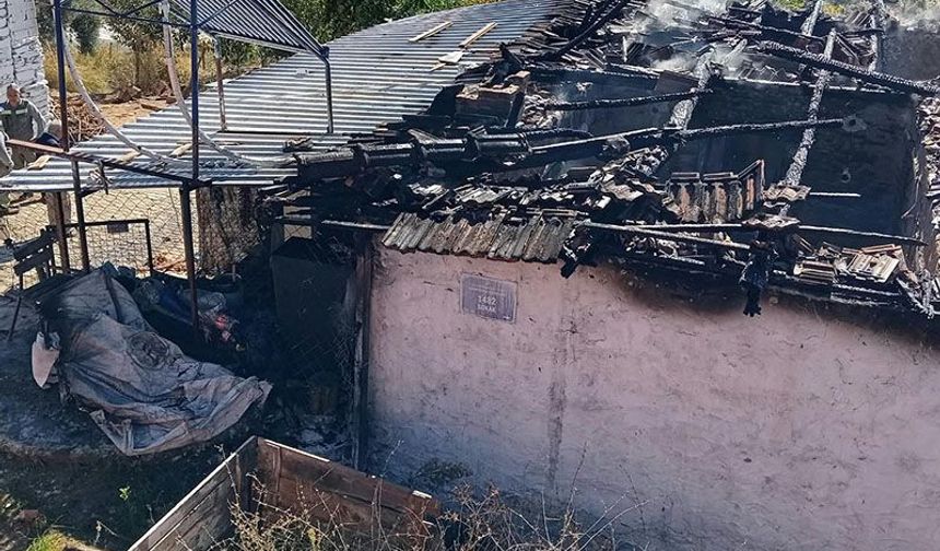 Aydın’da yangın: Ev küle döndü